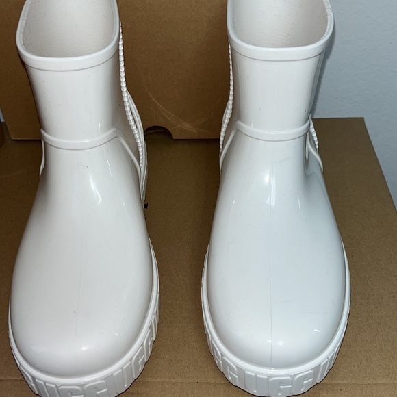 UGG DRIZLITA - Picture 2 of 4